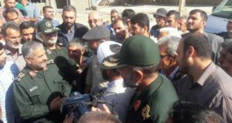 حضور فرمانده سپاه درمناطق زلزله زده سرپل ذهاب/افتتاح مساکن احداثی