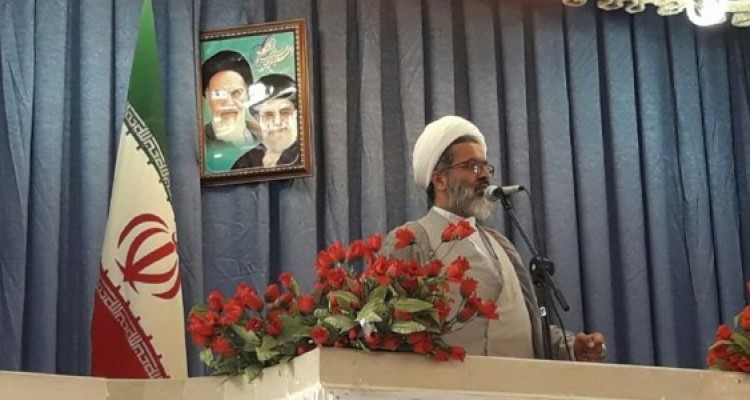 یکی از آفت های نظام اسلامی بحث اشرافیگری مسئولین است