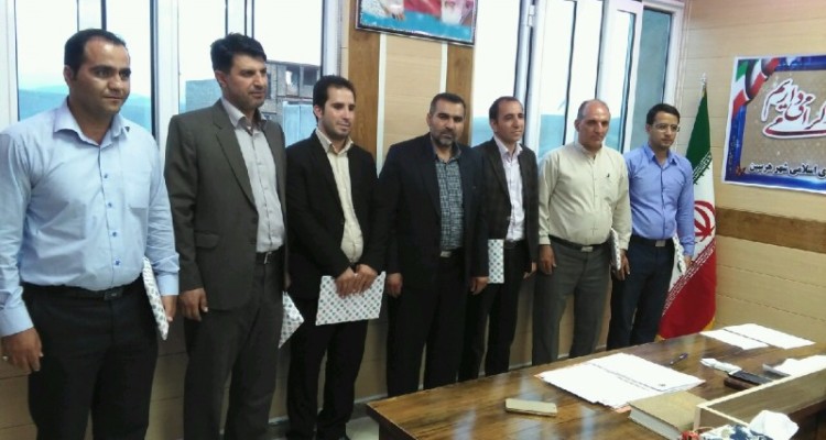 دیدار فرمانده سپاه ناحیه هرسین با شهردار و اعضاء شورای شهر +تصویر