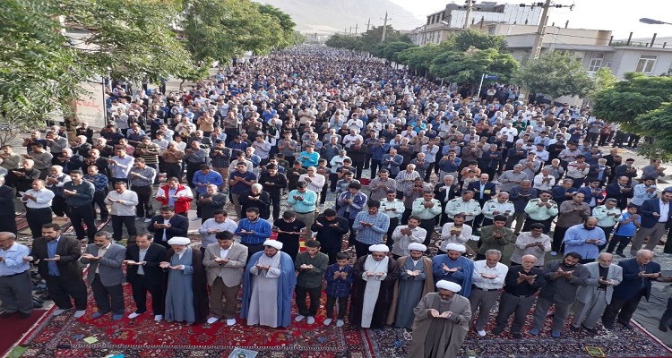 برگزاری نماز عید سعید فطر در هرسین+فیلم و تصویر