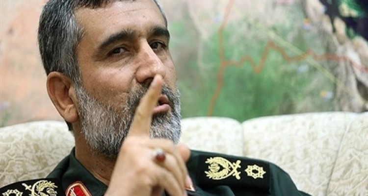 هیچ انسانی در رابطه با گلبول های سفید خون که وظیفه دفاع از بدن را دارد با کسی مذاکره و معامله نمی کند/ برخی یا فهم ندارند یا در جبهه دشمن هستند