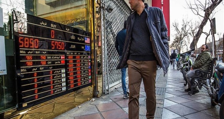 بازگشت دلال ها به میدان فردوسی/ چرا دلار فروشان هر بار دستگیر و دوباره آزاد می‌شوند؟