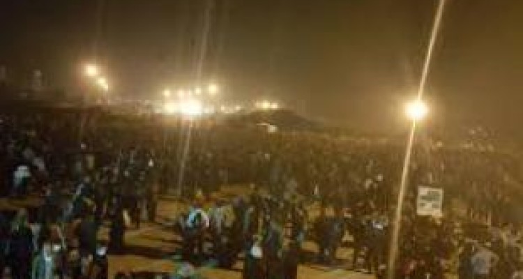 سوءاستفاده اتوبوس‌ها و سرگردانی زوار لب مرز /کرایه 400 هزار تومانی «مهران - تهران»