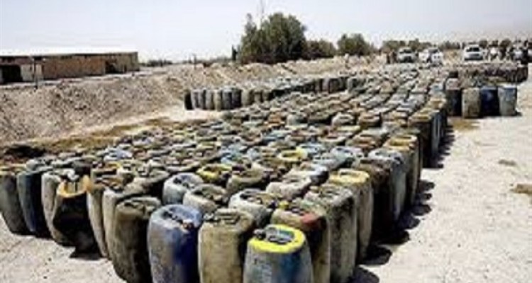 تاراج میلیاردها تومان سرمایه در پی قاچاق سوخت تنها از یک مرز/سود۲۰ برابری تجارت سیاه برای قاچاقچیان