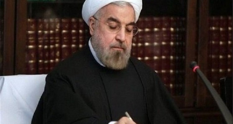 توصیه رئیس جمهور برای استفاده از فعالان ستادهای انتخاباتی اش در دستگاه ها/ تلاش سازمان یافته برای انتصاب اتوبوسی هواداران "روحانی" در دولت