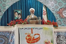 متأسفانه دولت و وزرا و مدیران ما آنچنانکه باید کاری نیستند/ مردم در این ایام کمک به نیازمندان و شادی فقرا را فراموش نکنید