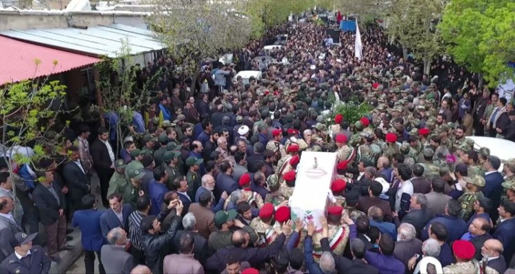 مراسم تشییع پیکر جانباز شهید سید یارعلی موسوی در هرسین برگزار شد+فیلم وتصاویر 