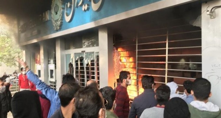 آیا قوه قضائیه با عوامل اصلاح طلب حامی آشوب های مسلحانه برخورد می کند؟