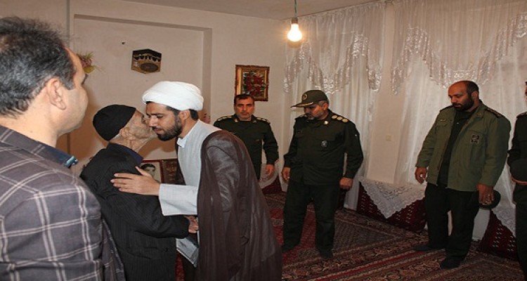 دیدار با خانواده معظم شهدا در هرسین