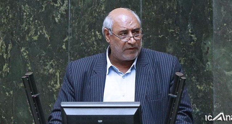 وزیر علوم از وضعیت دستگاه‌های زیرمجموعه خود بی اطلاع است