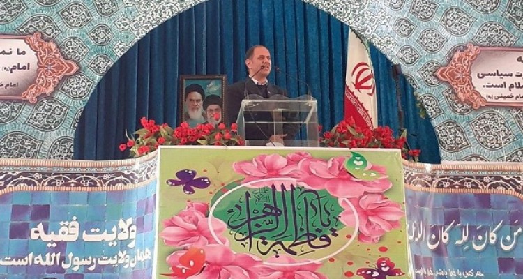 هرگونه طرفداری از کاندیداها توسط اینجانب ، امام جمعه و اعضای شورای تأمین تکذیب میگردد / با وجود دستگاههای احراز هویت در شعبات أخذ رای  امکان تخلف اصلا وجود ندارد