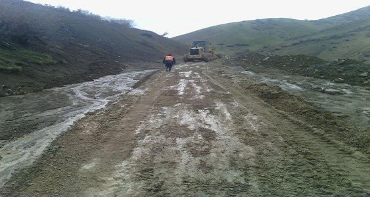 خسارت به برخی از راه های روستایی در بخش مرکزی هرسین/ تمام مسیرها بازگشایی شد