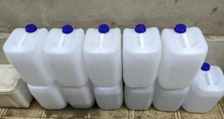 ۲ هزار لیتر مواد ضدعفونی قاچاق در هرسین کشف شد 