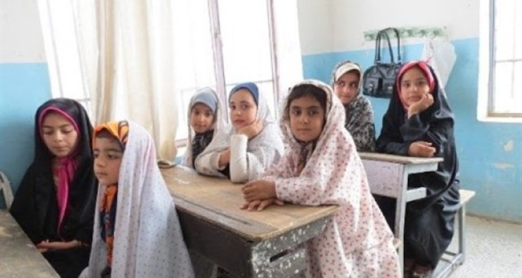 هیچ؛ سهم دانش آموزان روستایی از آموزش مجازی/ اپلیکیشن «شاد» فاصله‌های طبقاتی را نمایان‌تر کرد!