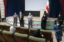 از برگزیدگان جشنواره داستان و خاطره نویسی در هرسین تجلیل شد