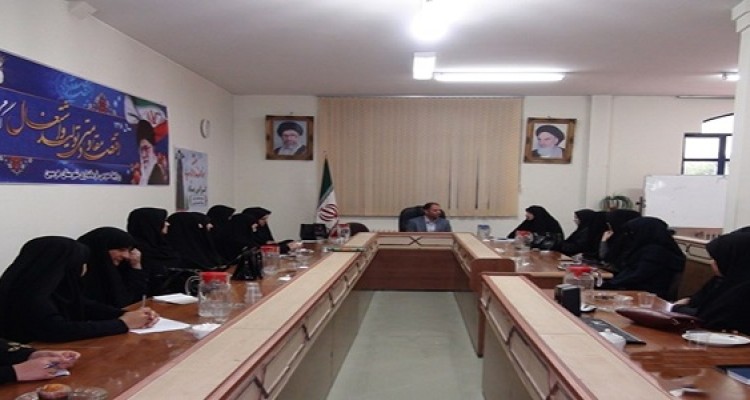 شاه آبادی: فعالیت های اجتماعی ، اقتصادی و فرهنگی زنان در قالب سمن ها رسمیت پیدا خواهد کرد