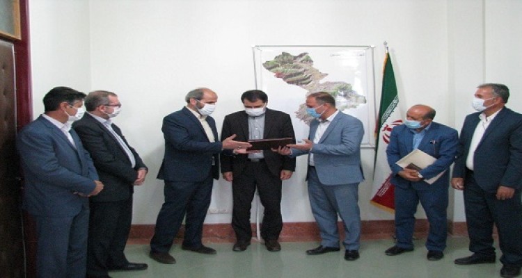 مراسم تودیع و معارفه رییس اداره فرهنگ و ارشاد اسلامی شهرستان هرسین برگزار شد