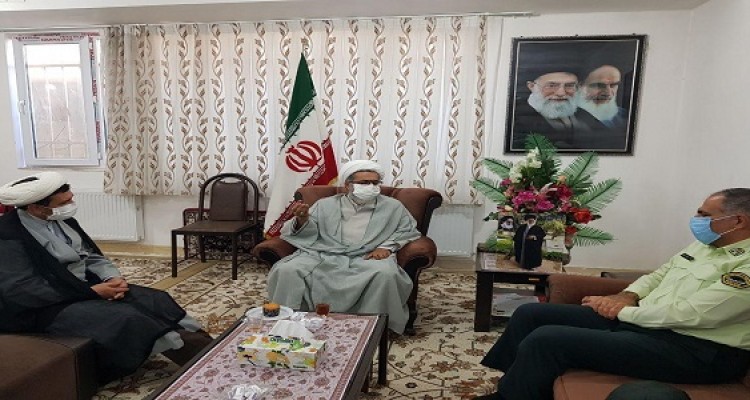 دیدار  پرسنل نیروی انتظامی شهرستان با امام جمعه هرسین 