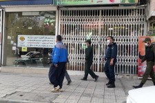 تعطیلی بازار و اصناف هرسین در طرح یکهفته ای مقابله با کرونا/ اصناف متخلف پلمپ شدند+تصویر