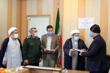 از زحمات رئیس شبکه بهداشت و درمان  و مرکز بهداشت شهرستان هرسین تقدیر شد