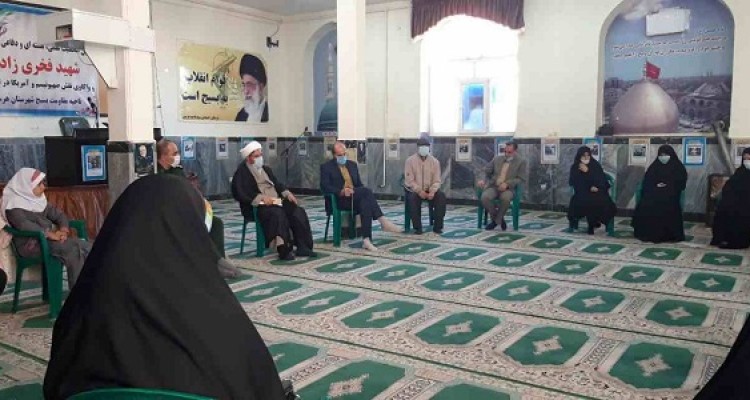 مراسم عصر شعر (سروده ای برای سردار) و نمایشگاه تصویری در هرسین برگزار شد