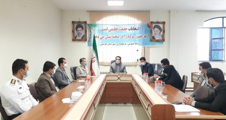 ساماندهی خودروهای دوره گرد و دست فروشان باید از اولویت های شورای شهر جدید هرسین باشد