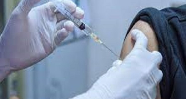 تزریق 42هزار دز واکسن در هرسین/ کاهش 30درصدی بستری ها