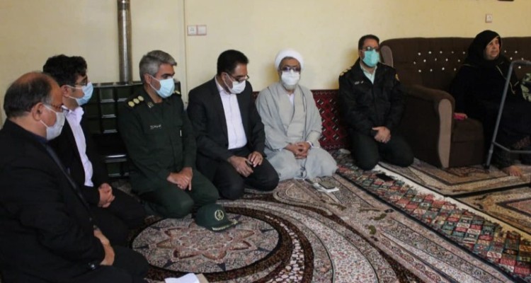 دیدار با خانواده معظم شهدا در هرسین