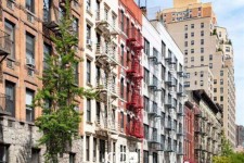 وقتی "آرامش" قربانی تن دادن به معماری فرنگی شد/ مهمان‌گریزی و سرکوب احساسات کودکان؛ آفت زندگی‌های آپارتمانی