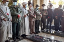 مزار شهدای هرسین غبارروبی و عطر افشانی شد