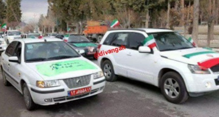 راهپیمایی ۲۲بهمن در قالب رژه موتوری و خودرویی در هرسین برگزار شد