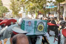 پیکر شهید مظفرمرشدی مرام در هرسین تشییع شد+تصویر