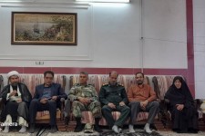 دیدار و تجلیل از خانواده های معظم شهدا و ایثارگران در شهرستان هرسین