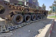 وضعیت نامناسب ماکت تانک در ورودی هرسین/سرقت قطعات یکی پس از دیگری