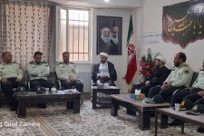 حجت الاسلام رضایی: ما به نمایندگی از مردم بر بازوان شما بوسه میزنیم/ هتک حرمت به مظهر امنیت برای مردم قابل تحمل نیست