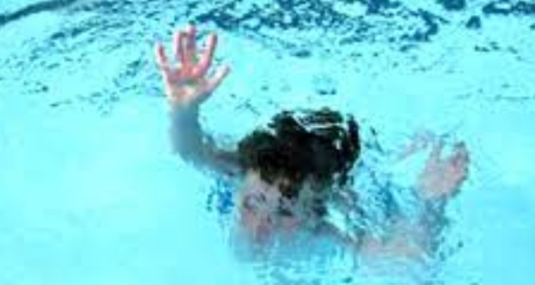 مرگ یک جوان در استخر سرپوشیده هرسین