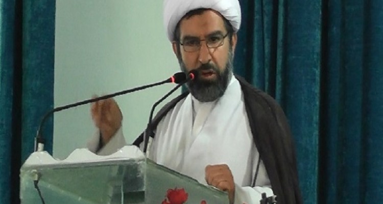 در موضوع حجاب همه ارگان ها باید وظایف خود را انجام دهند/ حل کردن همه مسائل با رفراندوم ساده اندیشی است