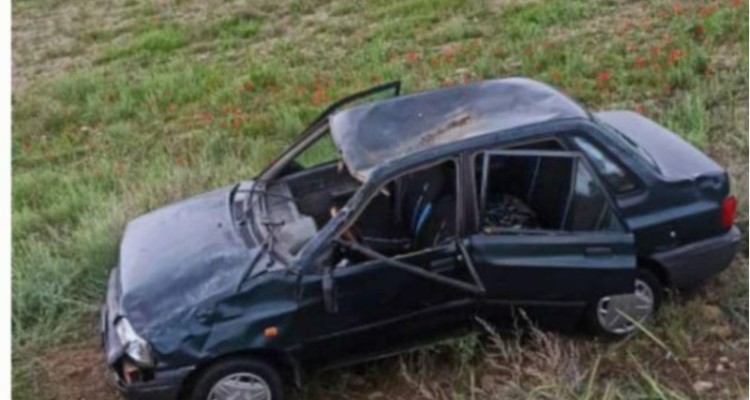 واژگونی پراید در هرسین دو مصدوم بر جای گذاشت