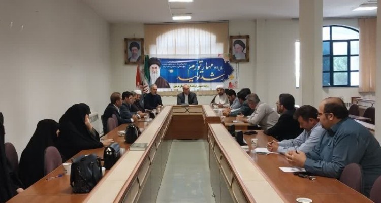 در بین زنان هرسینی حجاب بعنوان یک میراث ارزشمند است