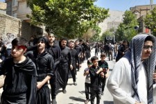 دارالمومنین هرسین در عاشورای حسینی غرق در ماتم و عزا+فیلم و تصویر