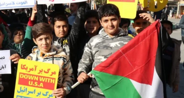 اعلام حمایت دانش آموزان هرسینی از کودکان غزه