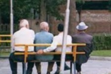 خلأ زیر ساخت های مناسب سالمندان در هرسین