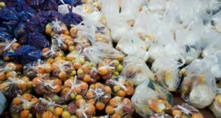 توزیع ۱۵۰۰ بسته یلدایی معیشتی در هرسین