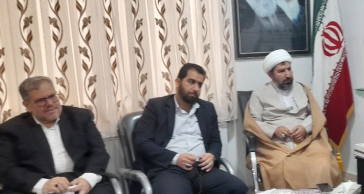 نباید دربحث حجاب توپ را به زمین همدیگر انداخت