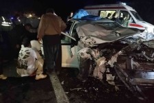 13 مصدوم و یک فوتی در تصادف زنجیره‌ای هرسین