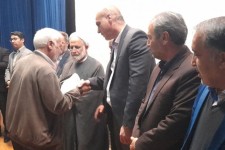 همایش تجلیل از فعالین عرصه کتاب در هرسین