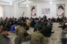 دیدار اقشار مختلف بسیج ، پرسنل سپاه ناحیه و مسئولین با امام جمعه هرسین