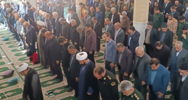 تصاویری از نماز جمعه این هفته هرسین