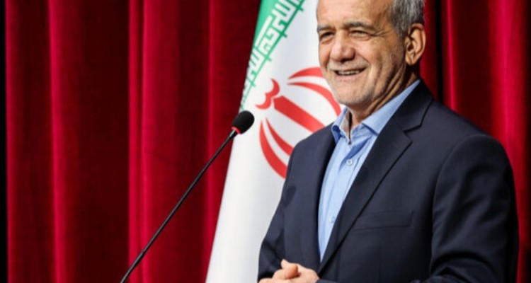 کشور نیازمند کسانی است که درد مردم را داشته باشند