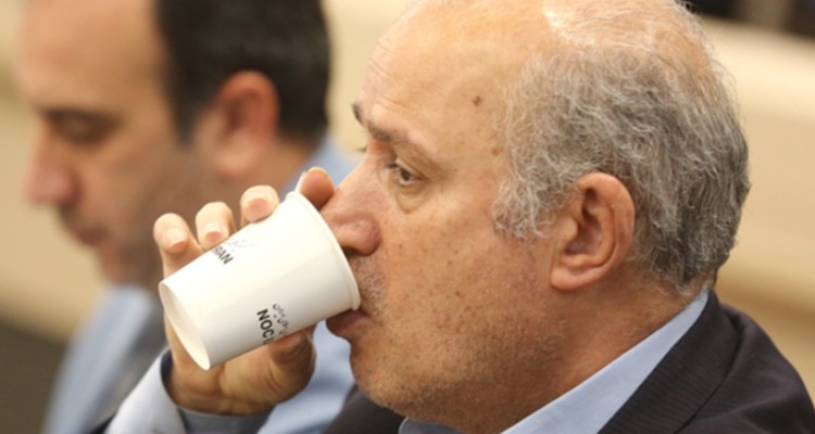 ثبت‌نام الکترونیکی مهدی تاج در انتخابات ریاست فدراسیون فوتبال